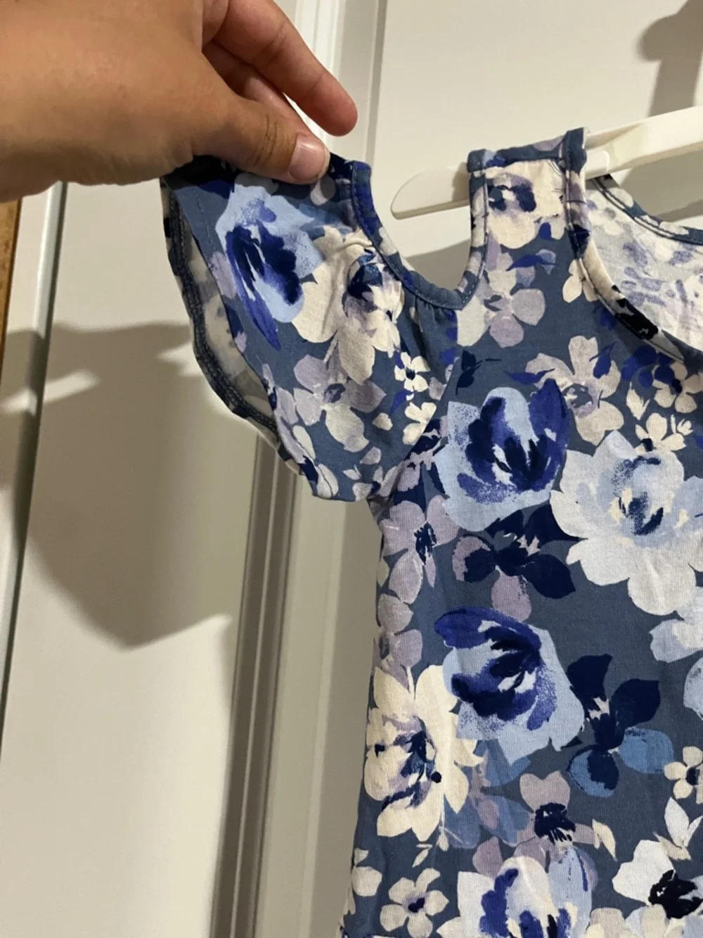 The Children's Place Blue and White Floral Tee - Picture 3 of 4